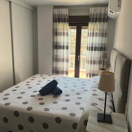 Appartement Piso Junto Palacio Congresos Y Metro, Centrico Con Piscina *