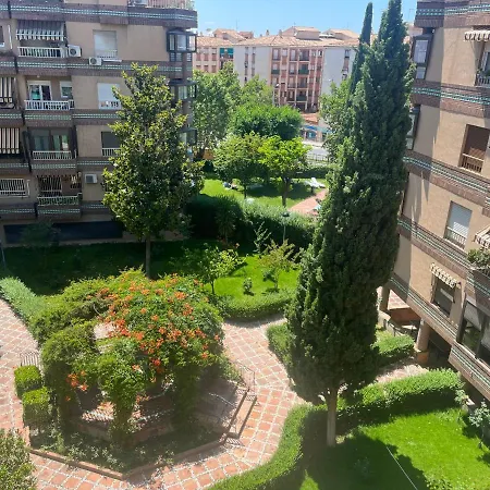 Piso Junto Palacio Congresos Y Metro, Centrico Con Piscina Apartment *
