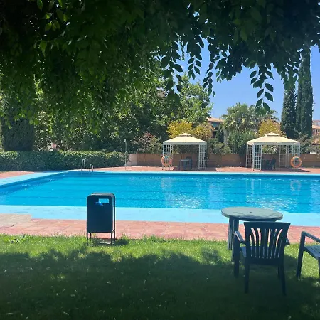 Piso Junto Palacio Congresos Y Metro, Centrico Con Piscina Granada